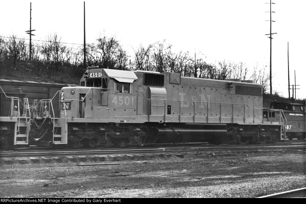 LN SD38-2 #4501 - Louisville & Nashville